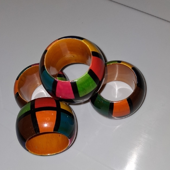 Colorful Wooden Napkin Rings Set - Picture 5 of 5